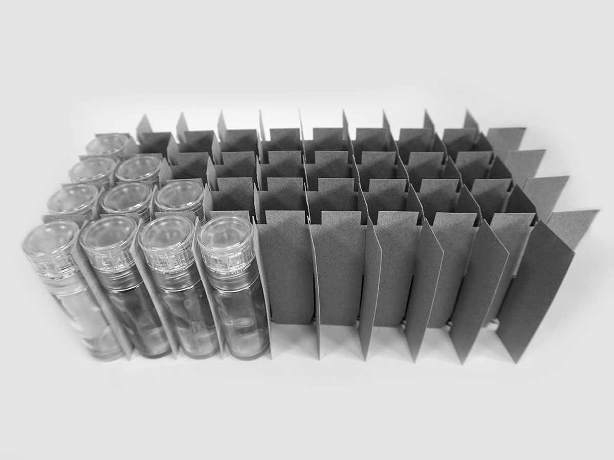 Compartments, mesh inserts, transport packaging and cardboard boxes for glass, compartment packaging, made-to-measure compartments, packaging series parts, compartment glass industry, packaging glass - MÖLLE GmbH
